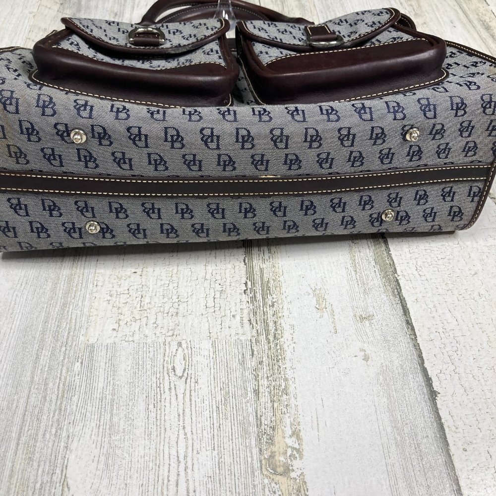 Dooney And Bourke Womens Gray Signature Jacquard Tote - Picture 2 of 13